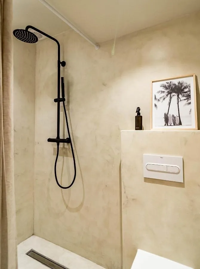 Fully Renovated Modern 2 Bedroom Apartment In Aloha Pueblo Marbella